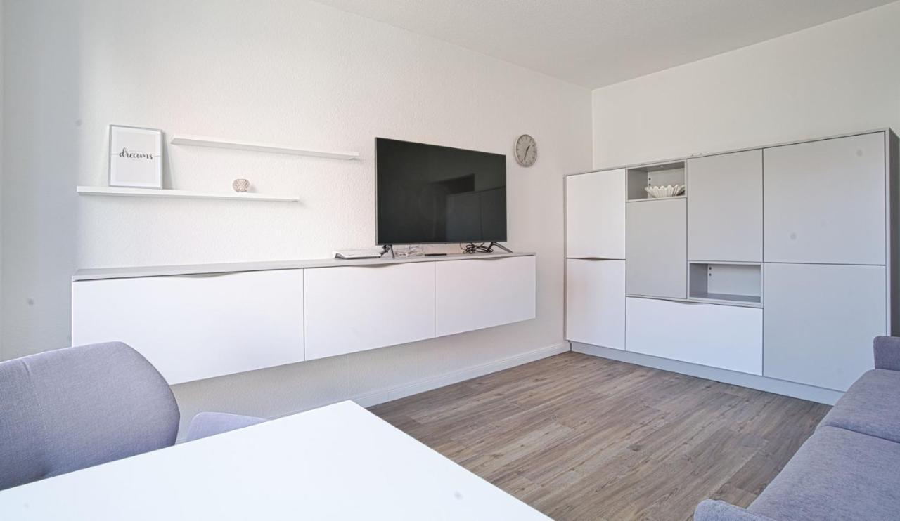 וגנרוגה Seepferdchen - Kuscheliges Apartment Mit Meerblick-Balkon מראה חיצוני תמונה